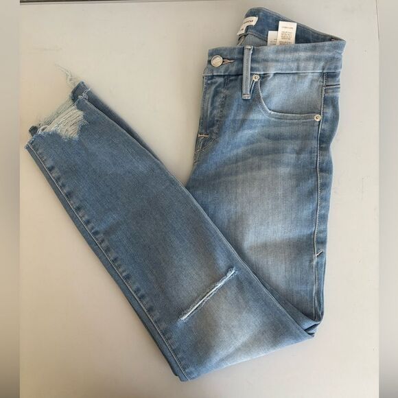 Good American Good Petite Skinny Jeans - Picture 4 of 13